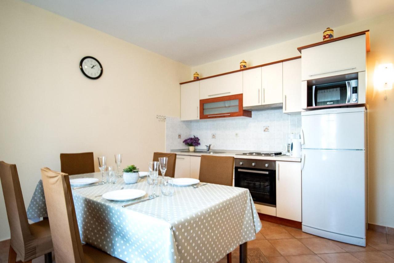 Kastell Apartments Lopar Εξωτερικό φωτογραφία