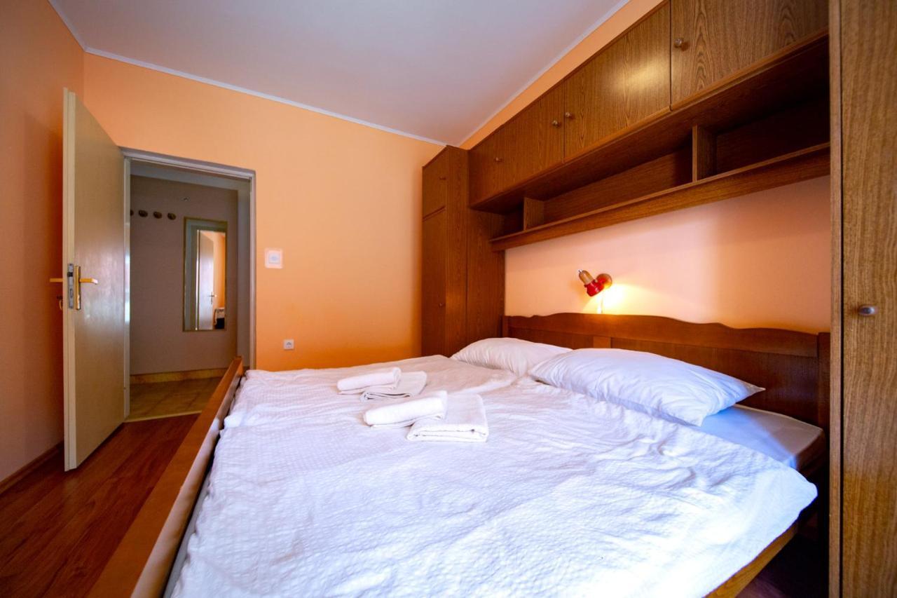 Kastell Apartments Lopar Εξωτερικό φωτογραφία