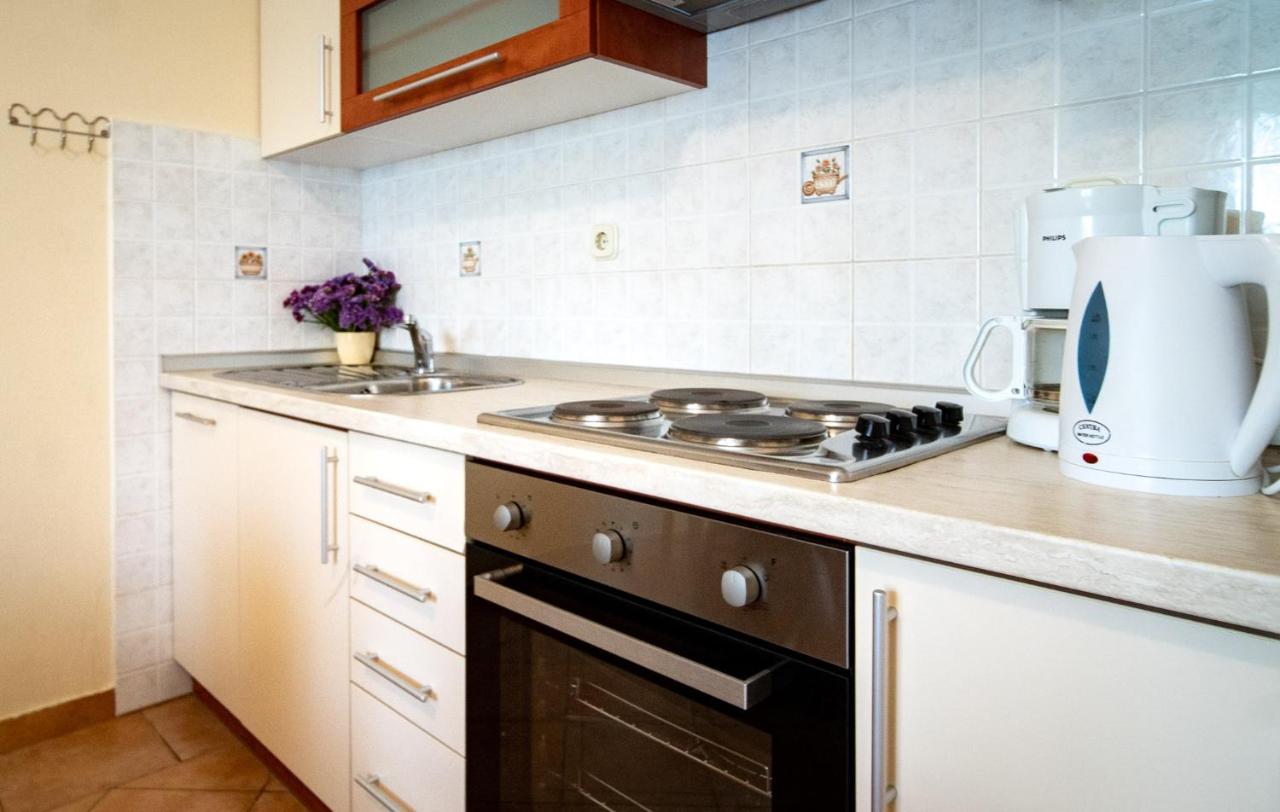 Kastell Apartments Lopar Εξωτερικό φωτογραφία