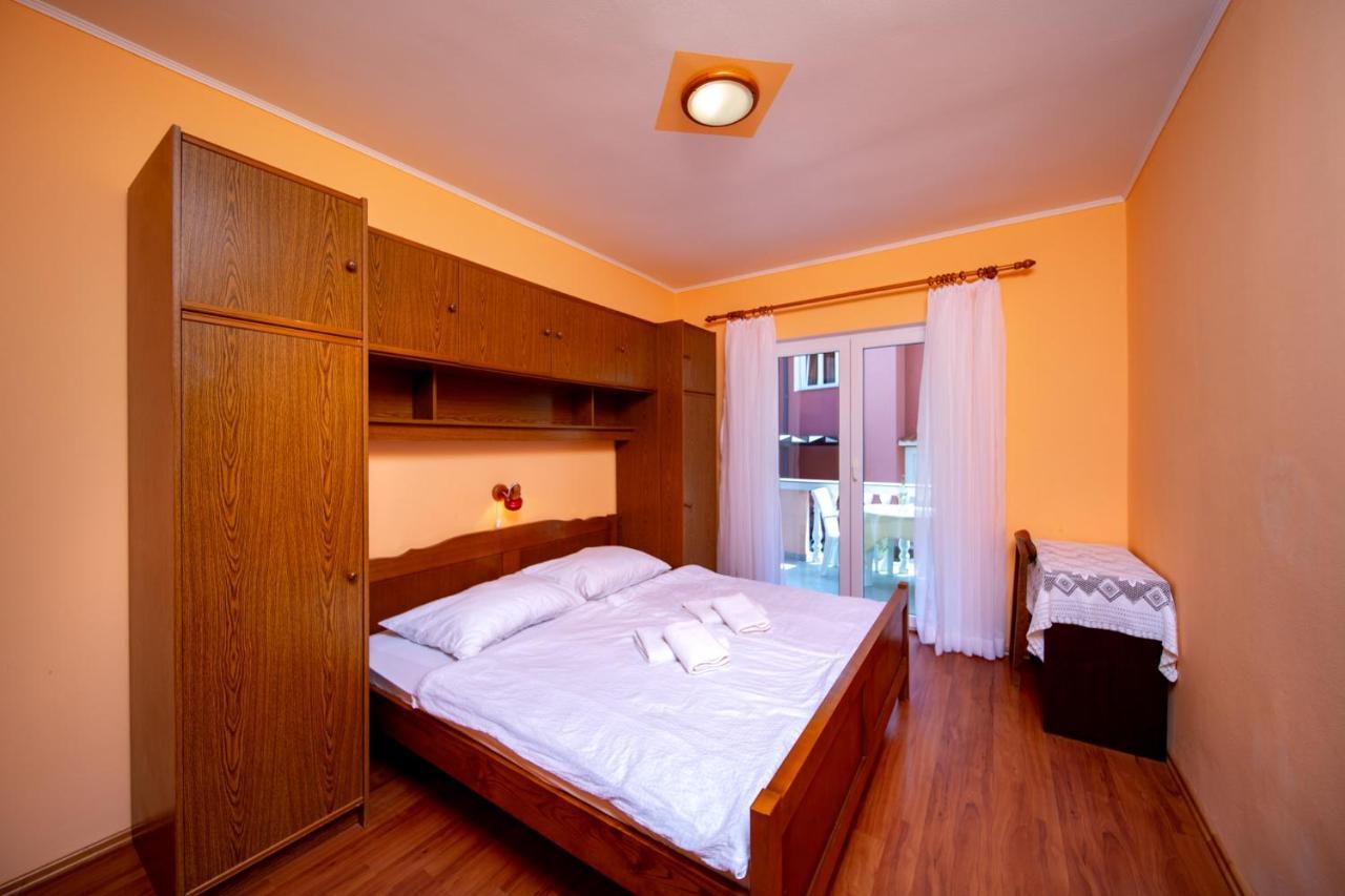 Kastell Apartments Lopar Εξωτερικό φωτογραφία